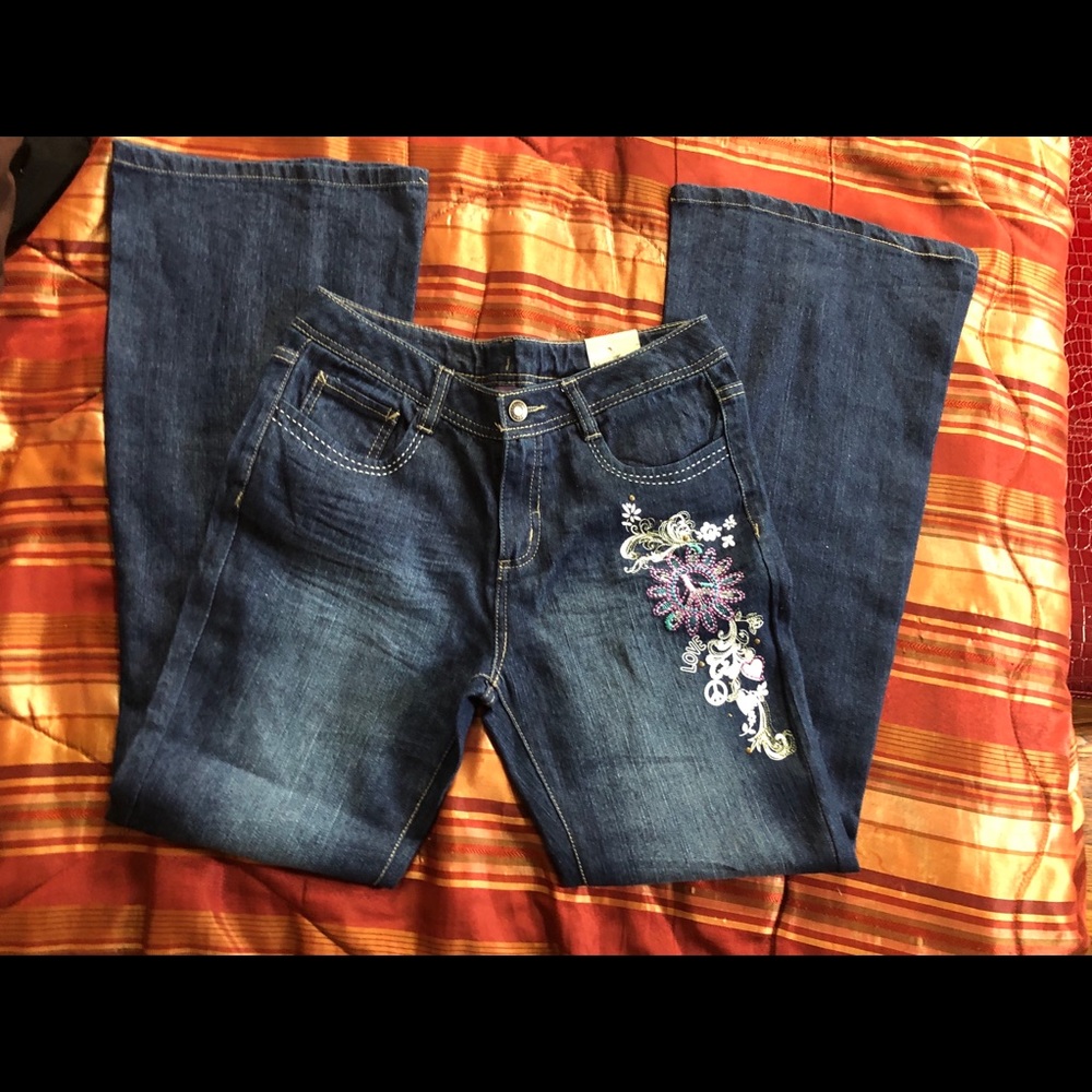 jeans with design(love,peace) skinny flare